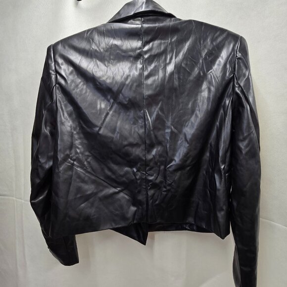 NEW AREA STARS BLACK FAUX LEATHER CROPPED LIGHTWEIGHT JACKET SIZE LARGE - Picture 5 of 14